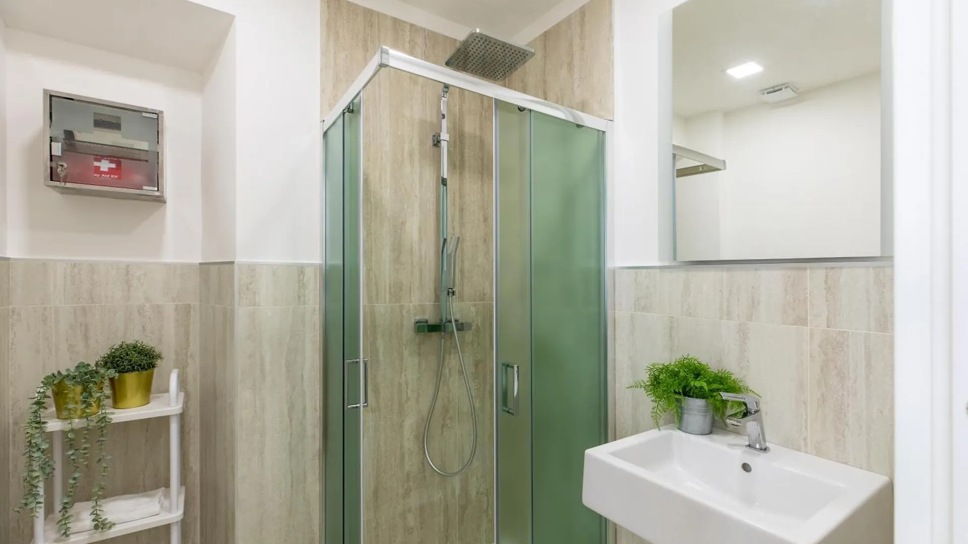 Iflat Vatican Elegant And Spacious Apartment Rome