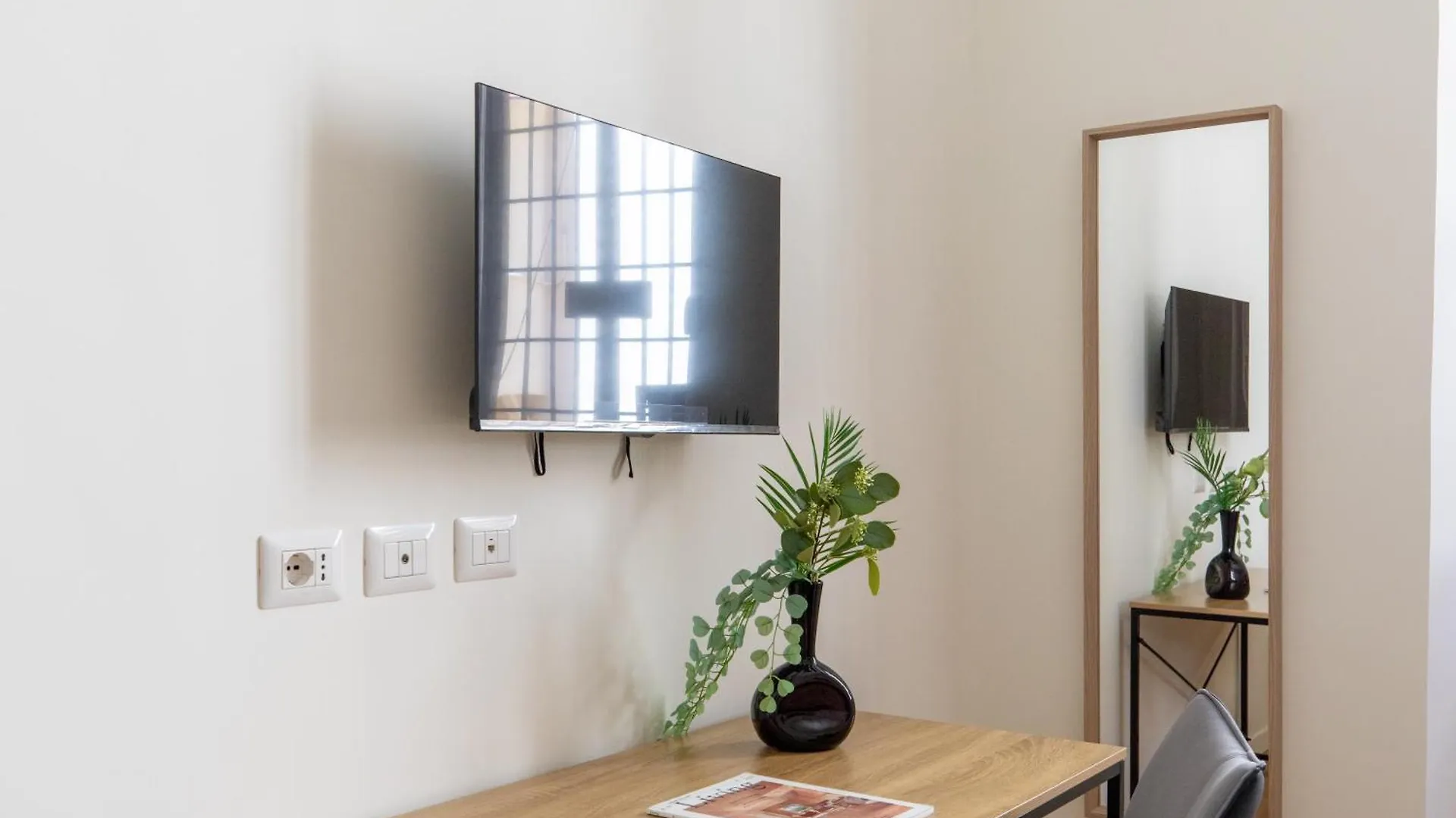 Iflat Vatican Elegant And Spacious Apartment Rome
