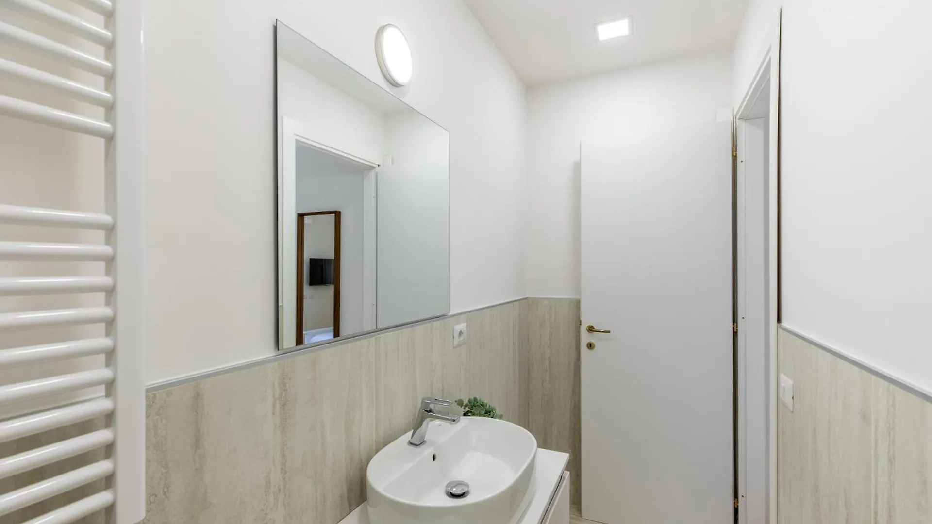 Iflat Vatican Elegant And Spacious Apartment Rome